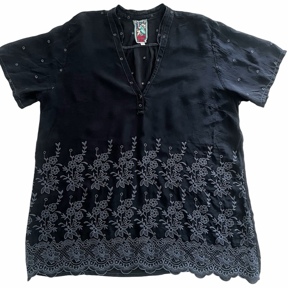 Johnny Was Black Embroidered Black Boho Top Sz XL